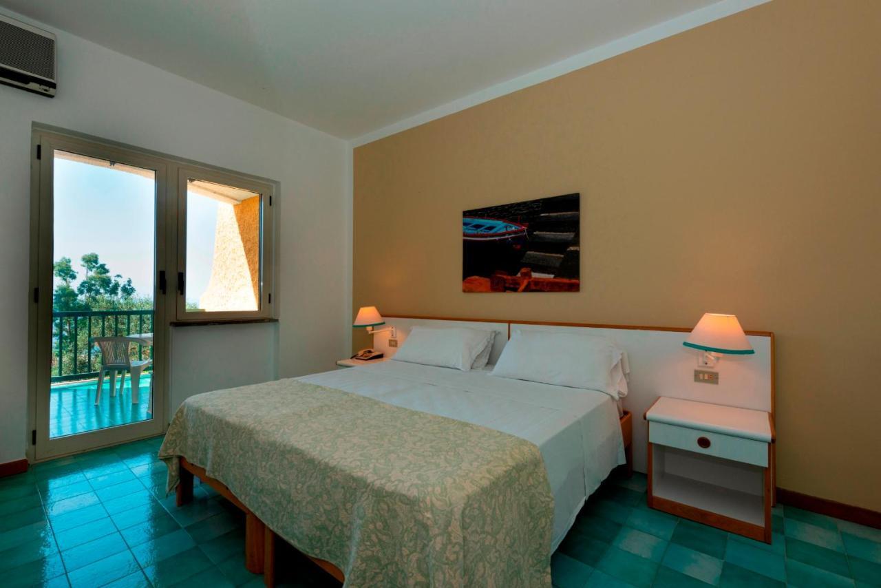 Hotel Torre Normanna Altavilla Milicia Exterior foto